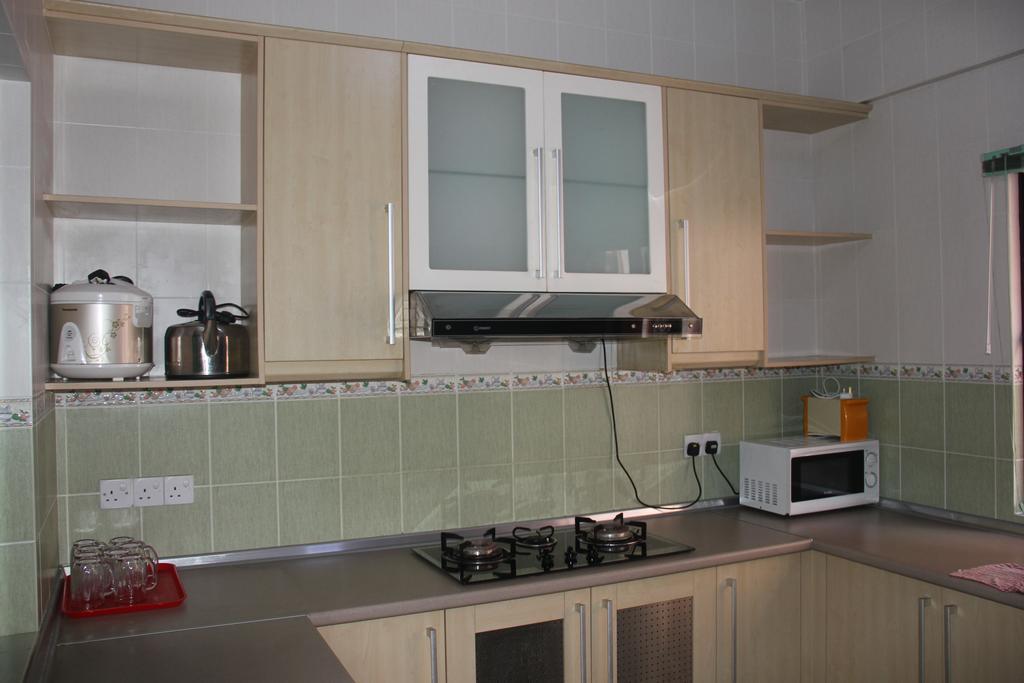 Marimari Marina Service Condo Кота Кинабалу Екстериор снимка
