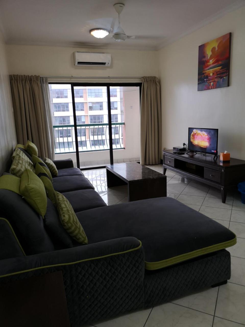 Marimari Marina Service Condo Кота Кинабалу Екстериор снимка