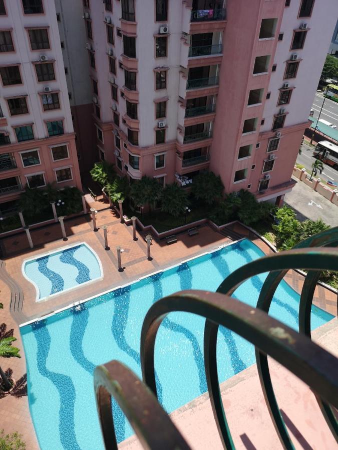 Marimari Marina Service Condo Кота Кинабалу Екстериор снимка
